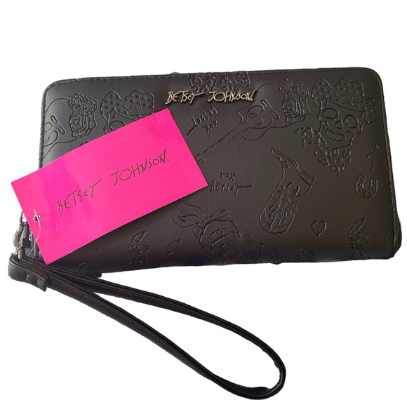 Betsey Johnson Handbags - NWT Betsy Johnson Wallet